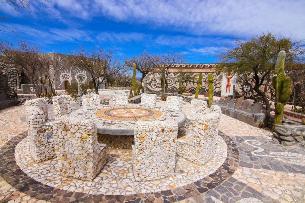 One of the must-sees of the museum is its courtyard similar to a stone fortress.